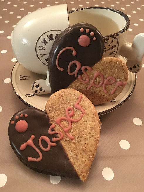 Personalised-Heart-Biscuit